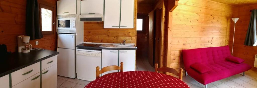 Вилла Le Clos Des Chenes Saint-Genies Экстерьер фото